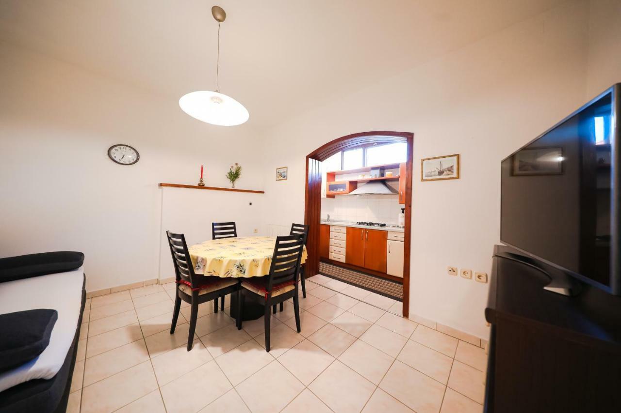 Apartman Antisin Zára Kültér fotó